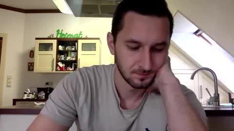 matti112 online show from October 5, 8:01 am