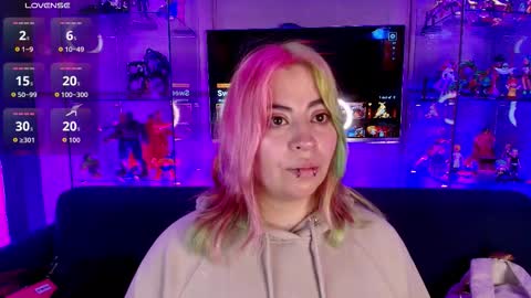 Snapshot of matti_sofia chatting on February 13, 11:06 am TATIANA AND ROUS online show from February 13, 11:06 am