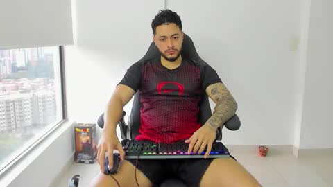 Snapshot of mattia_dupont chatting on February 26, 10:42 pm Mattias online show from February 26, 10:42 pm