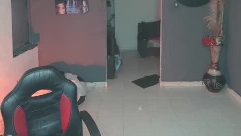 mattias     online show from February 21, 9:43 pm