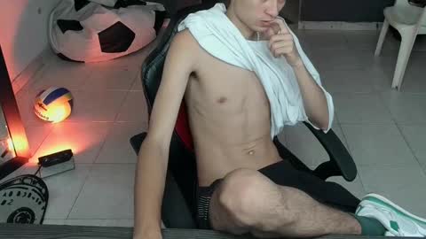 mattias     online show from March 12, 3:40 pm