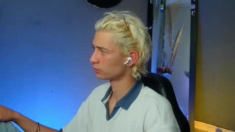 mattias     online show from September 16, 7:09 am