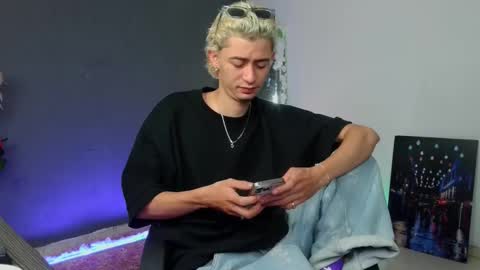 mattias     online show from October 17, 12:08 pm