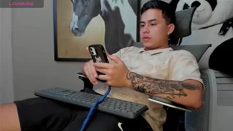 mattiwsmorris_ online show from September 13, 3:23 pm