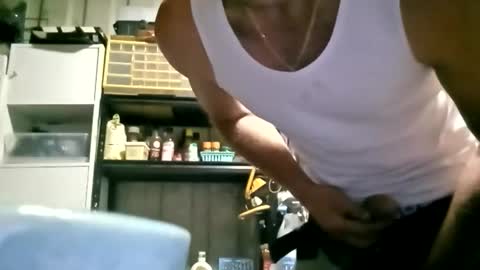 Snapshot of mattlesnake_101 chatting on February 12, 4:57 pm mattlesnake_101 online show from February 12, 4:57 pm