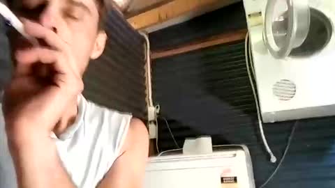 Snapshot of mattlesnake_101 chatting on February 16, 1:57 am mattlesnake_101 online show from February 16, 1:57 am