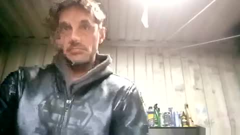 Snapshot of mattlesnake_101 chatting on February 26, 7:57 pm mattlesnake_101 online show from February 26, 7:57 pm