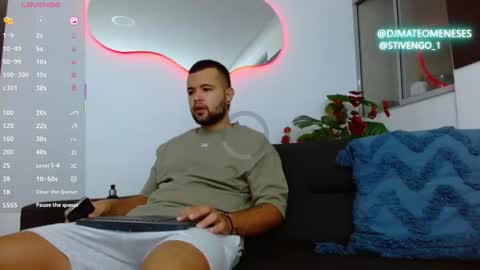 MattMeness online show from October 9, 8:56 am