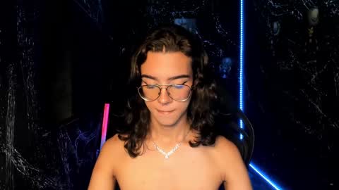 Snapshot of mattthompsonn chatting on January 29, 12:22 am Matt online show from January 29, 12:22 am