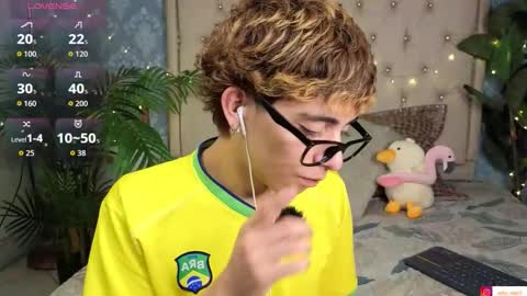 matty_spark online show from February 6, 1:36 pm