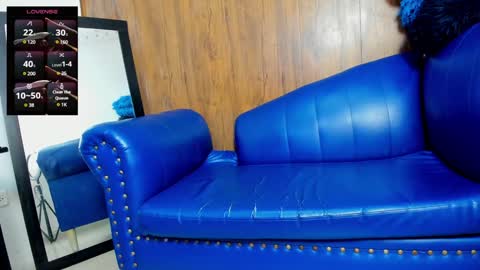 Snapshot of mature_beautiful chatting on January 28, 7:00 pm Lucy online show from January 28, 7:00 pm