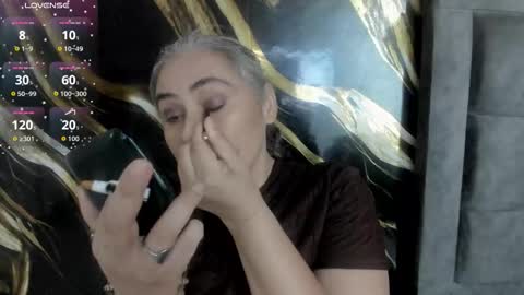 mature_gold online show from November 4, 12:26 pm