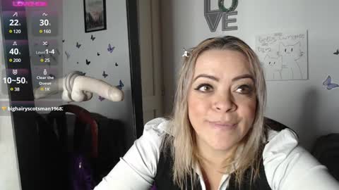 Snapshot of mature_liaa chatting on January 20, 11:21 pm Mature liaa online show from January 20, 11:21 pm