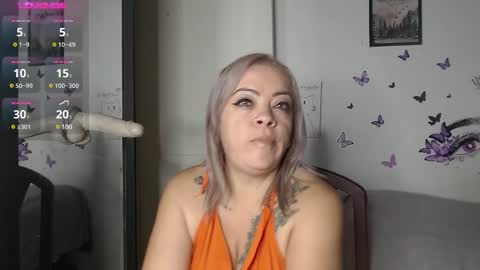 Snapshot of mature_liaa chatting on February 17, 11:02 am Mature liaa online show from February 17, 11:02 am