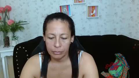 Snapshot of mature_martina_ chatting on December 29, 6:24 am Martina online show from December 29, 6:24 am
