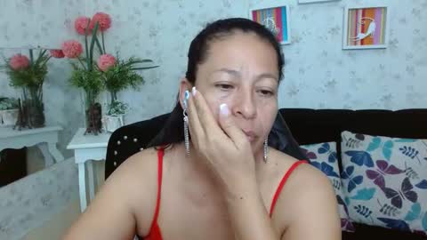 Snapshot of mature_martina_ chatting on December 30, 8:10 am Martina online show from December 30, 8:10 am