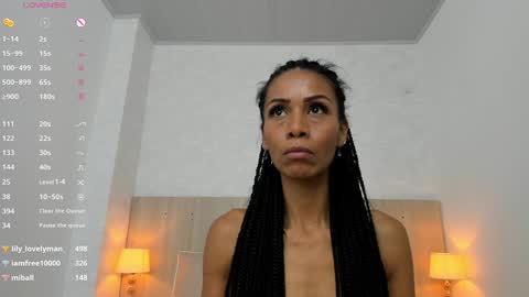Snapshot of mature_vayolet chatting on February 7, 4:37 am Vayolet Castro online show from February 7, 4:37 am