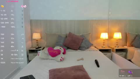 Vayolet Castro online show from June 19, 11:25 am