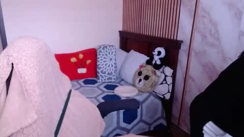 Sonia online show from January 19, 2:43 pm