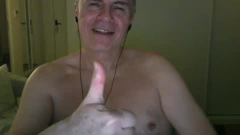 Snapshot of maturehotman chatting on February 25, 7:14 pm maturehotman online show from February 25, 7:14 pm