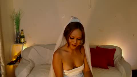 Snapshot of maturity_mommy_intown chatting on February 13, 7:54 pm maturity_mommy_intown online show from February 13, 7:54 pm