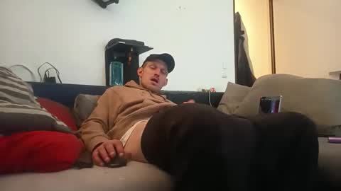 Snapshot of matzestr95 chatting on June 9, 5:30 am matzestr95 online show from June 9, 5:30 am