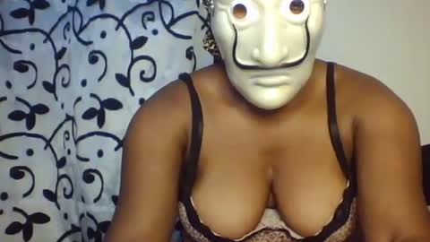 maureen2026 online show from March 16, 2:17 am