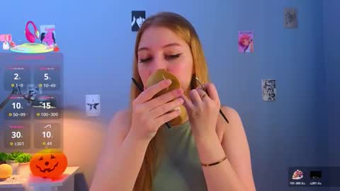 Snapshot of maureencoombs chatting on November 3, 4:03 am maureencoombs online show from November 3, 4:03 am