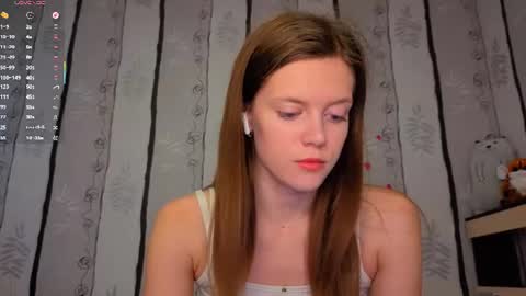 Snapshot of maurineneverman chatting on July 9, 8:07 am Lucy online show from July 9, 8:07 am