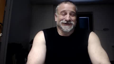 mauro1971 online show from April 21, 10:54 am