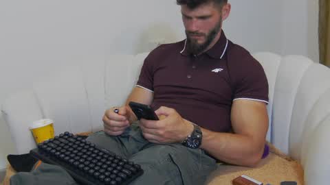 Snapshot of mauro_real_man chatting on May 31, 7:26 pm mauro_real_man online show from May 31, 7:26 pm