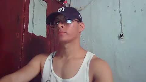 Mauro online show from December 4, 8:50 pm