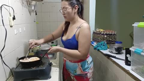 mauroluxandra online show from February 11, 4:56 pm