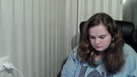 Snapshot of mavka2025 chatting on October 27, 6:45 pm Mavka2025 online show from October 27, 6:45 pm