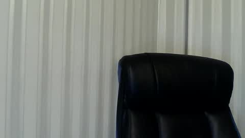 Snapshot of mavka2025 chatting on November 4, 8:57 am Mavka2025 online show from November 4, 8:57 am