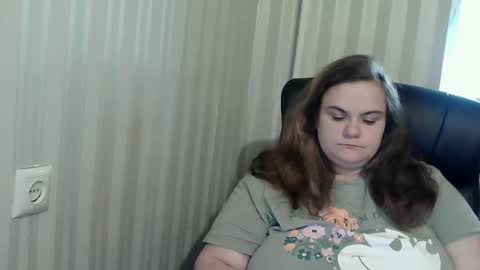 Snapshot of mavka2025 chatting on November 8, 9:09 am Mavka2025 online show from November 8, 9:09 am