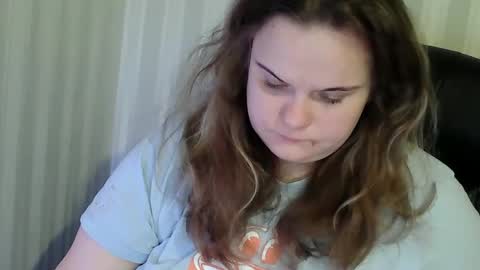 Snapshot of mavka2025 chatting on November 25, 9:26 pm Mavka2025 online show from November 25, 9:26 pm