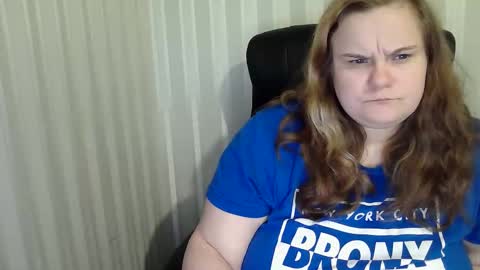 Snapshot of mavka2025 chatting on December 16, 11:48 am Mavka2025 online show from December 16, 11:48 am