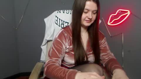 Snapshot of mavkacute chatting on March 2, 5:08 am MavkaCute online show from March 2, 5:08 am