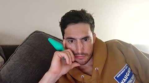 mavvvyrick online show from April 21, 4:01 pm