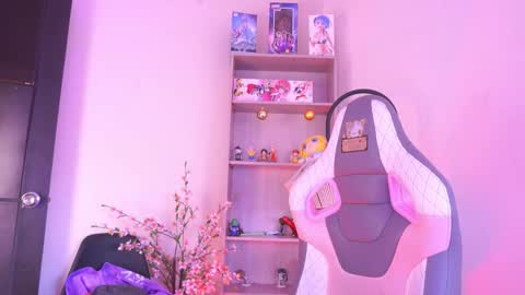 MAVY online show from February 27, 7:03 pm