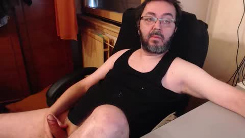 Max online show from October 5, 5:39 am