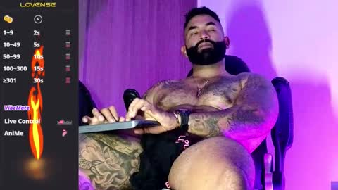 max__prada online show from September 18, 2:35 am