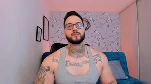 max D. online show from March 24, 12:54 pm