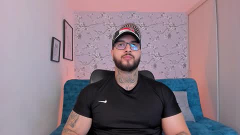 max D. online show from March 26, 1:28 pm