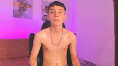 Snapshot of max_ferrer1 chatting on February 5, 6:56 pm max_ferrer1 online show from February 5, 6:56 pm