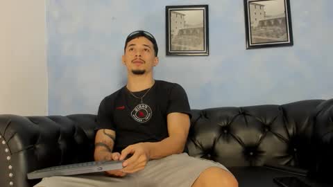 max_jowel online show from December 21, 3:13 am