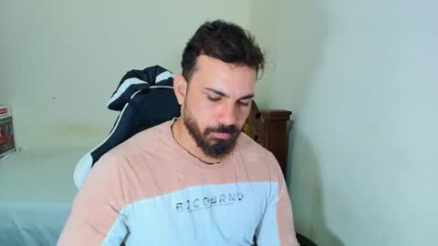 max_love25 online show from October 16, 11:50 pm