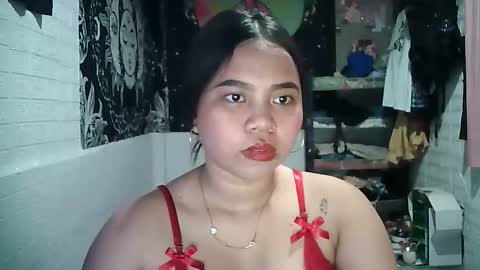 Snapshot of max_lovely123 chatting on May 18, 12:33 pm max_lovely123 online show from May 18, 12:33 pm