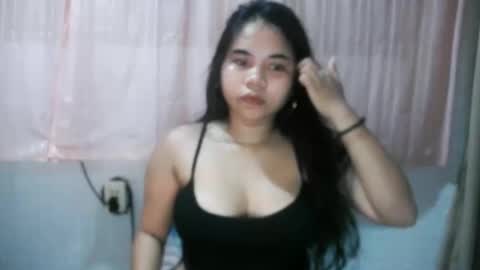 Snapshot of max_lovely123 chatting on June 2, 3:30 am max_lovely123 online show from June 2, 3:30 am